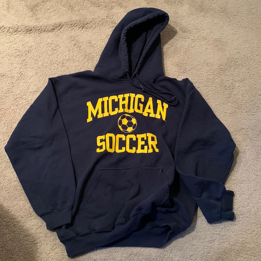 University of Michigan soccer sweatshirt/hoodie
